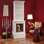 piec z ryflowanymi kaflami