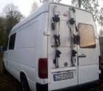 tył z uchwytami na rowery