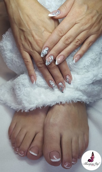 Zadbaj o swoje stopy nie tylko w lecie! Piękne i zdrowe stopy 